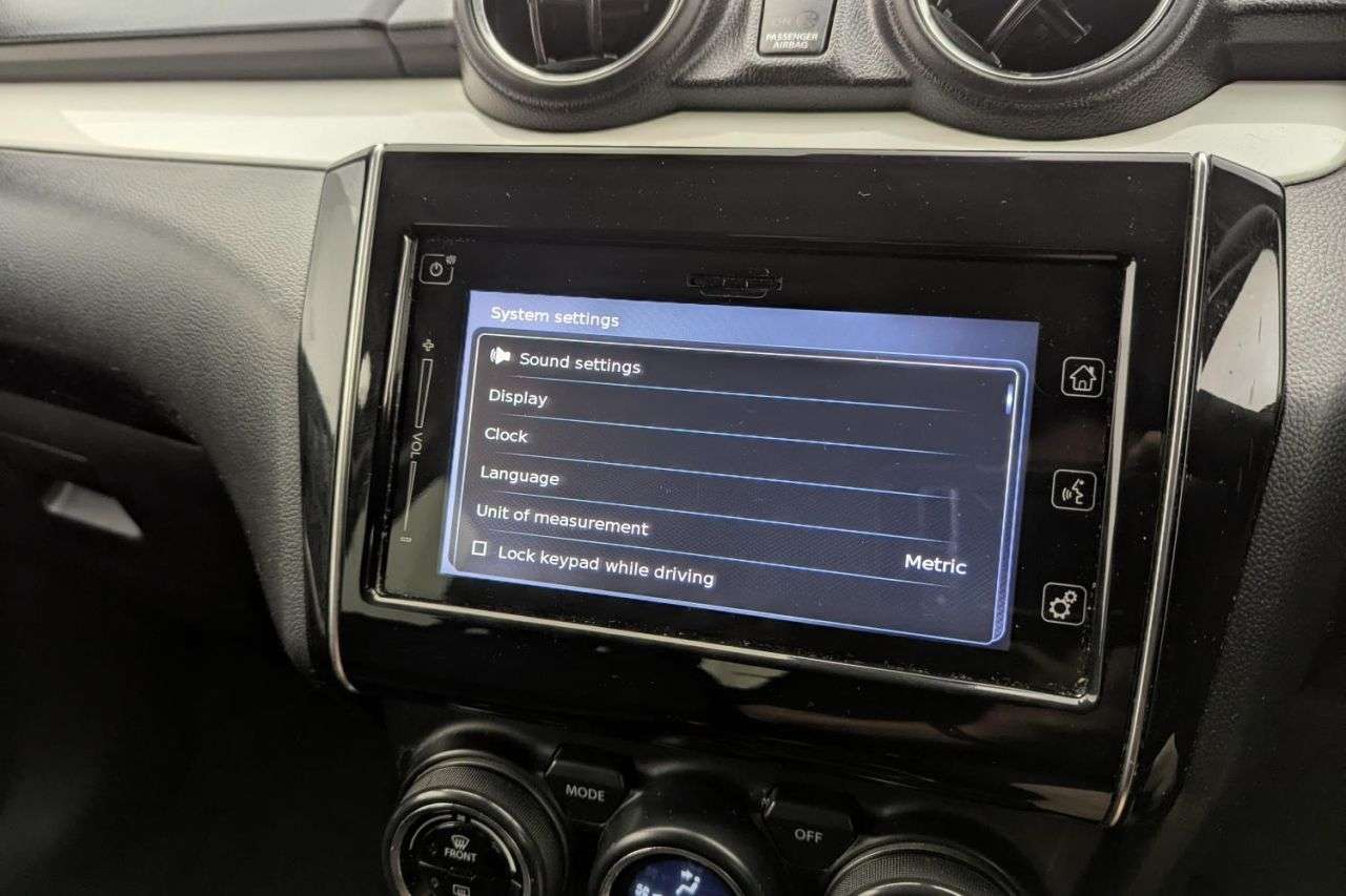 2018 SUZUKI SWIFT 2018 SUZUKI SWIFT