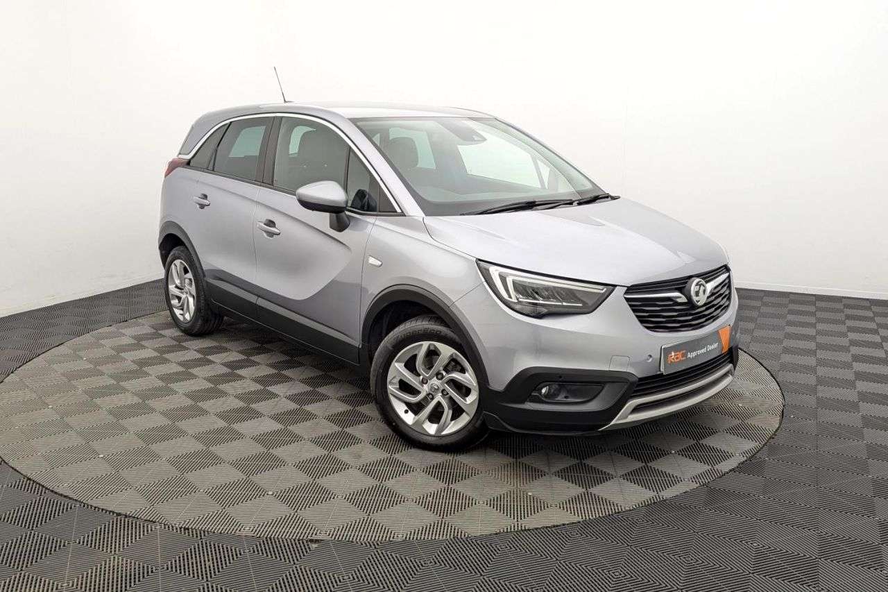 A 2020 VAUXHALL CROSSLAND X 1.5 Turbo D Business Edition Nav SUV 5dr Diesel Manual Euro 6 (s/s) (110 ps A 2020 VAUXHALL CROSSLAND X 1.5 Turbo D Business Edition Nav SUV 5dr Diesel Manual Euro 6 (s/s) (110 ps