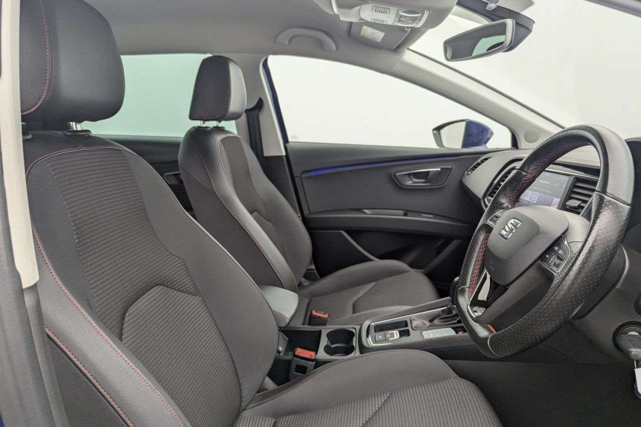 A 2020 SEAT LEON 1.5 TSI EVO FR Estate 5dr Petrol DSG Euro 6 (s/s) (150 ps) Award Winning 5 A 2020 SEAT LEON 1.5 TSI EVO FR Estate 5dr Petrol DSG Euro 6 (s/s) (150 ps) Award Winning 5