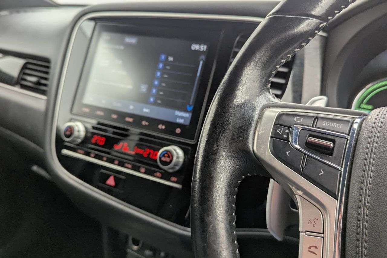 2020 MITSUBISHI OUTLANDER 2020 MITSUBISHI OUTLANDER