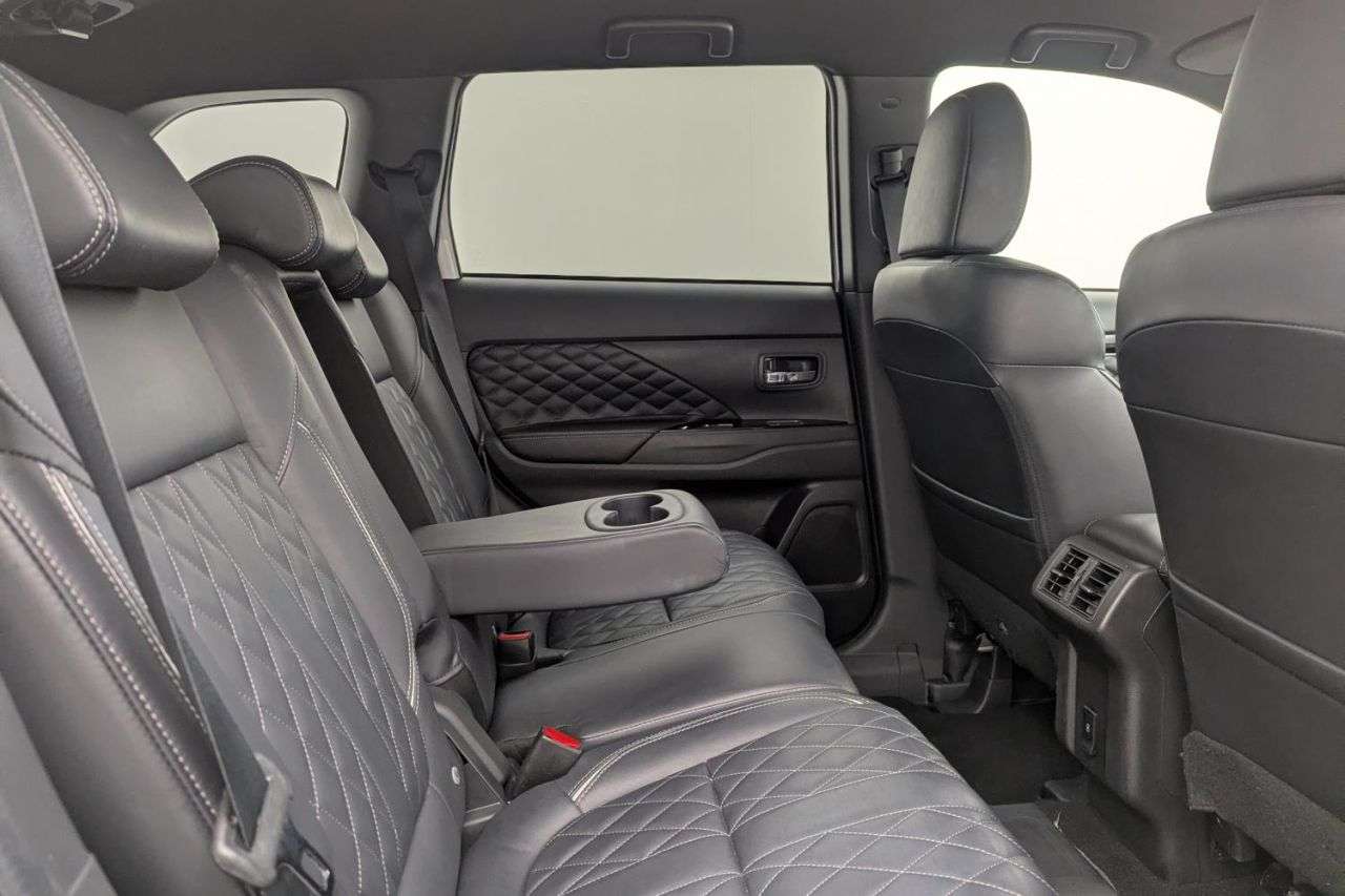 2020 MITSUBISHI OUTLANDER 2020 MITSUBISHI OUTLANDER