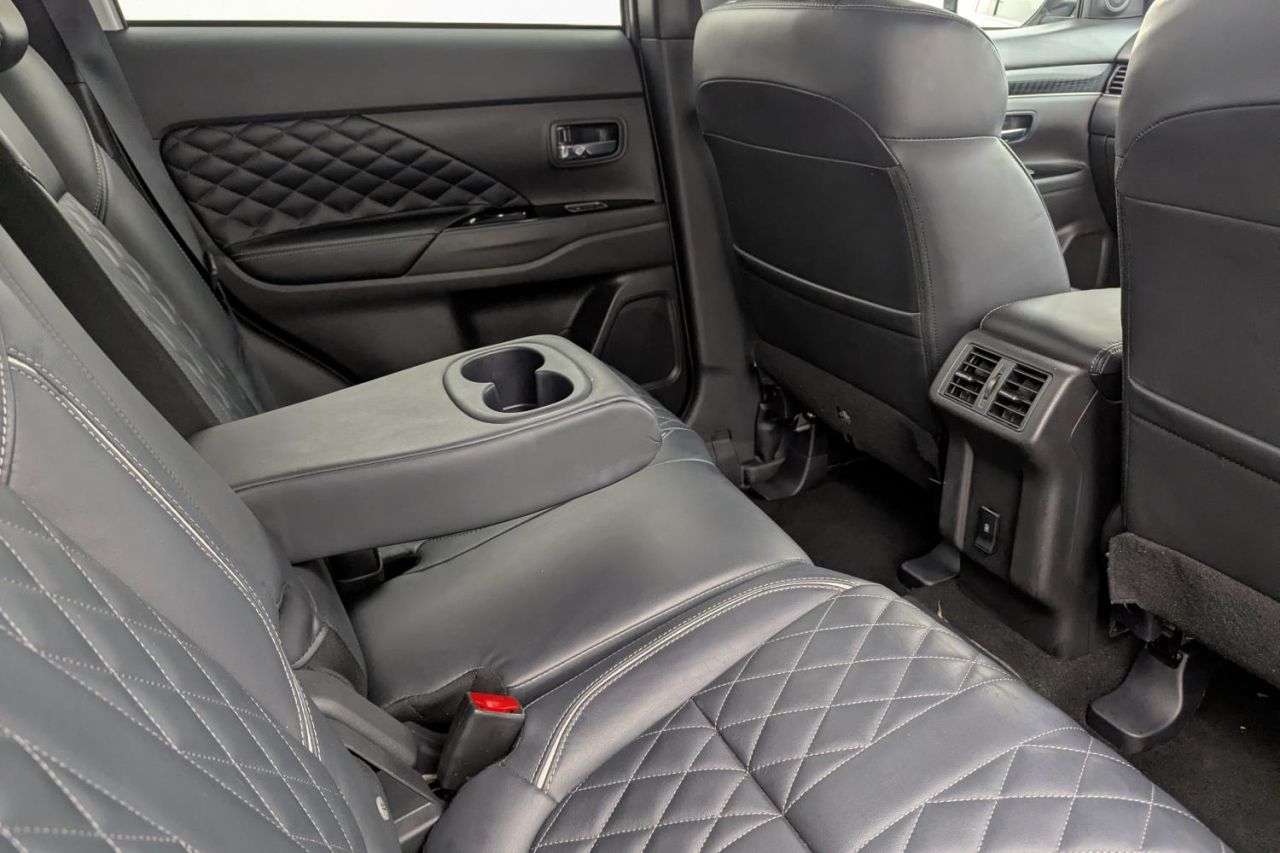 2020 MITSUBISHI OUTLANDER 2020 MITSUBISHI OUTLANDER