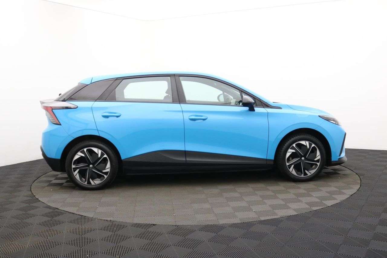 A 2023 MG MG4 51kWh SE Hatchback 5dr Electric Auto (170 ps) Award Winning 5 Star Dealersh A 2023 MG MG4 51kWh SE Hatchback 5dr Electric Auto (170 ps) Award Winning 5 Star Dealersh