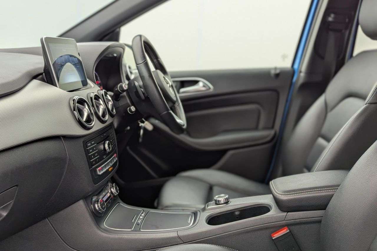 2016 MERCEDES-BENZ B CLASS 2016 MERCEDES-BENZ B CLASS