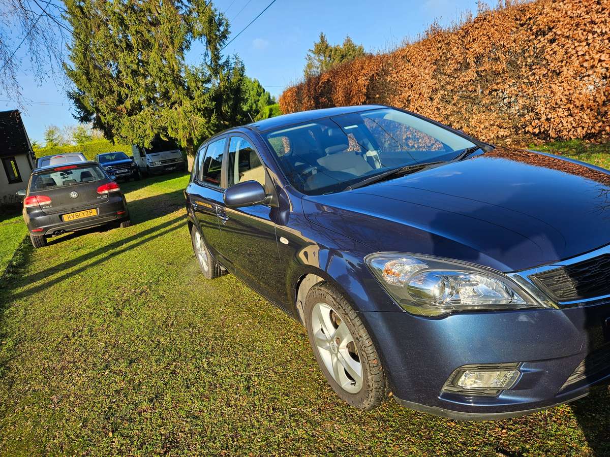 Check out this Kia Ceed 2010 Petrol Automatic