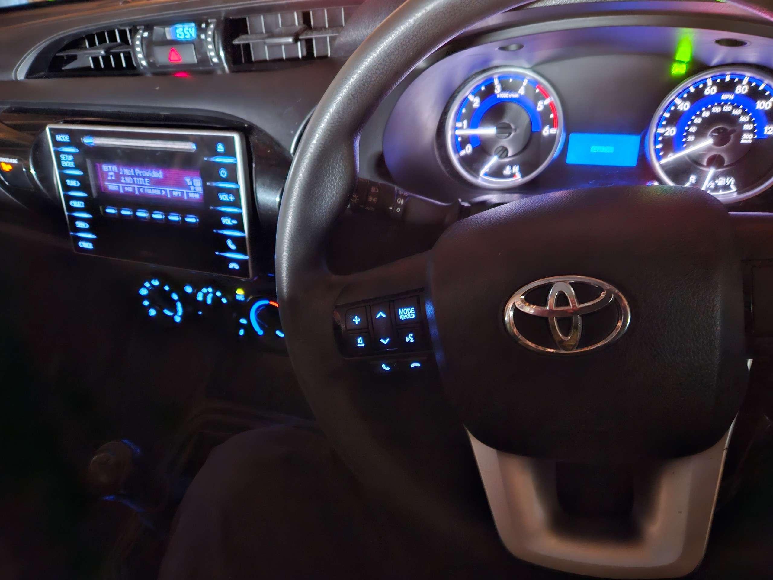 2020 TOYOTA HILUX 2020 TOYOTA HILUX