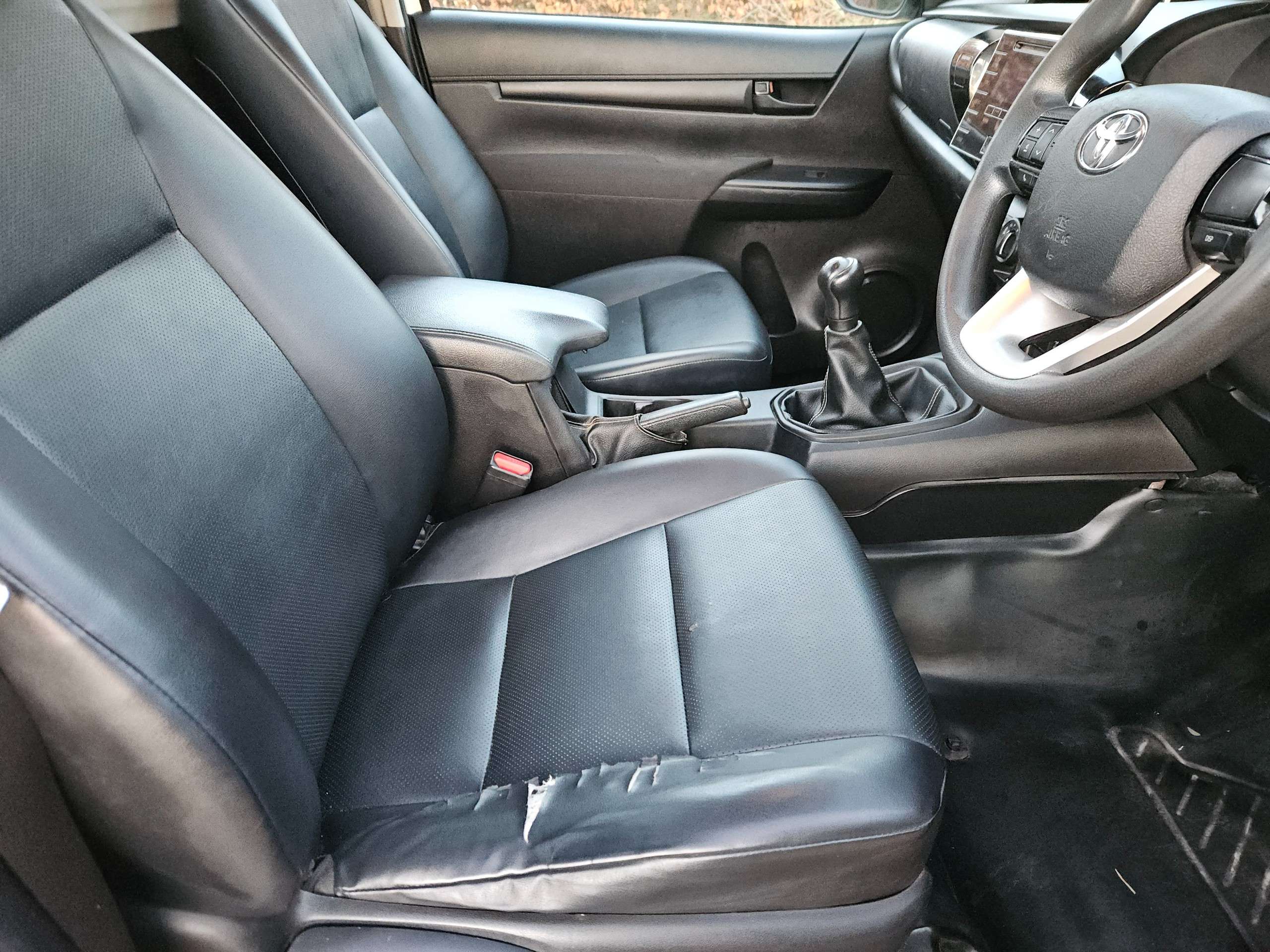 2020 TOYOTA HILUX 2020 TOYOTA HILUX