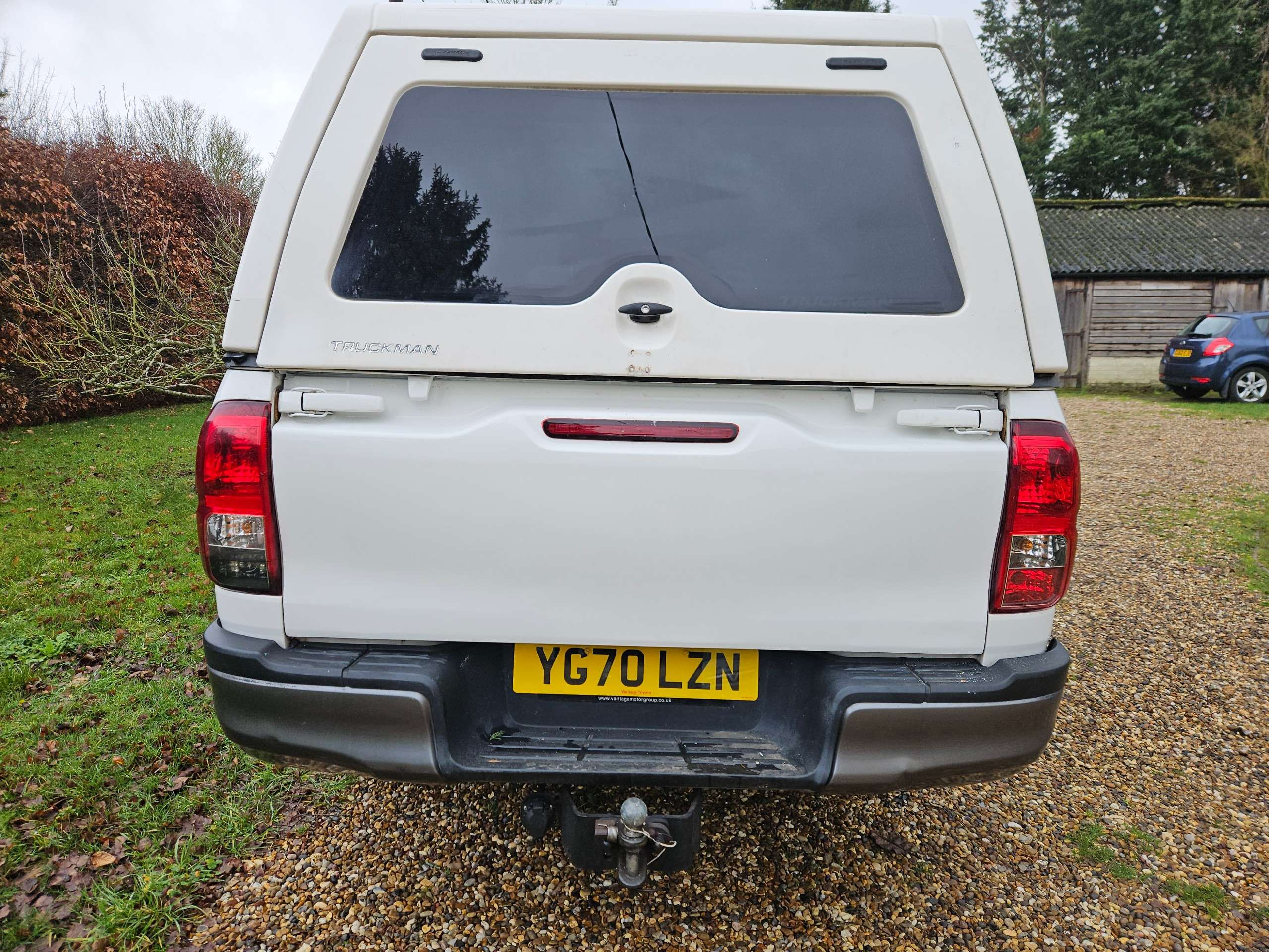 A 2020 TOYOTA HILUX 2.4 D-4D Active Narrow Body Pickup 2dr Diesel Manual 4WD Euro 6 (150 ps) A 2020 TOYOTA HILUX 2.4 D-4D Active Narrow Body Pickup 2dr Diesel Manual 4WD Euro 6 (150 ps)