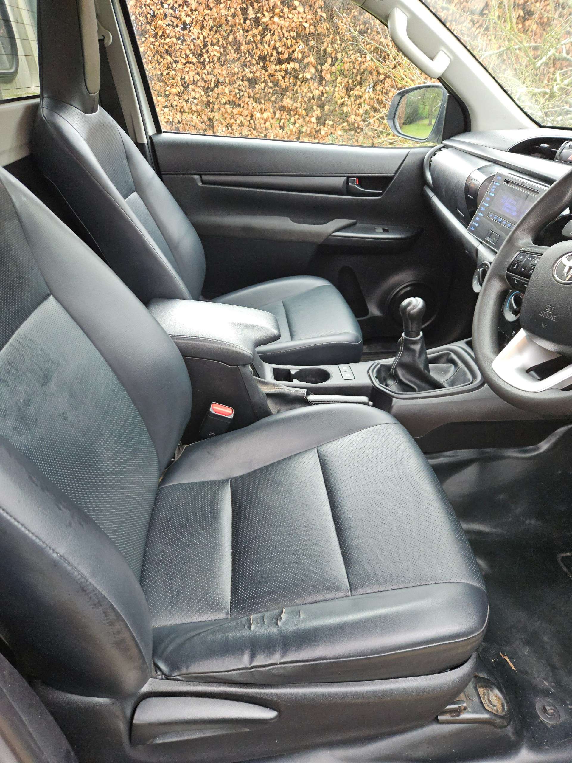 2020 TOYOTA HILUX 2020 TOYOTA HILUX