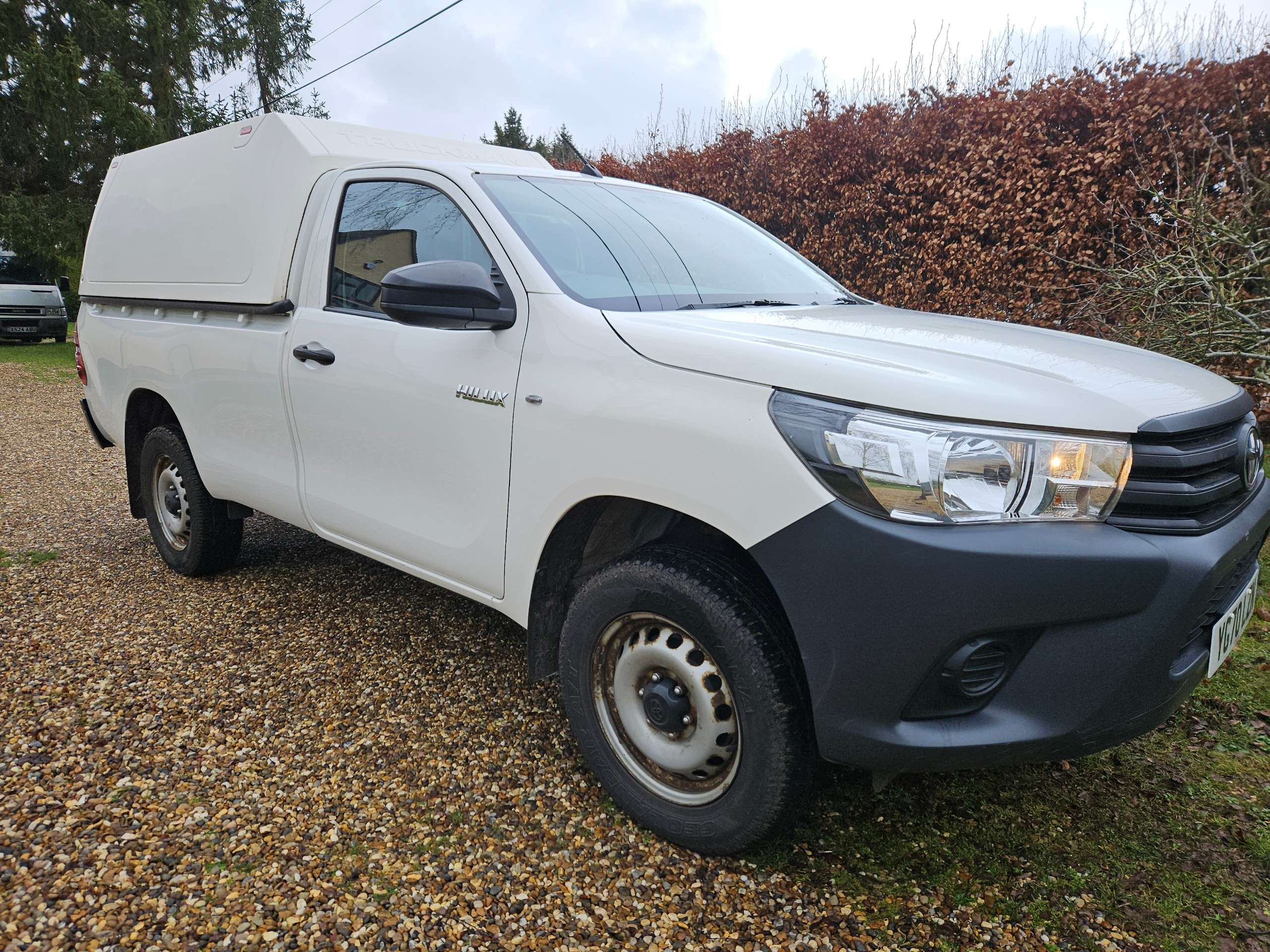 A 2020 TOYOTA HILUX 2.4 D-4D Active Narrow Body Pickup 2dr Diesel Manual 4WD Euro 6 (150 ps) A 2020 TOYOTA HILUX 2.4 D-4D Active Narrow Body Pickup 2dr Diesel Manual 4WD Euro 6 (150 ps)