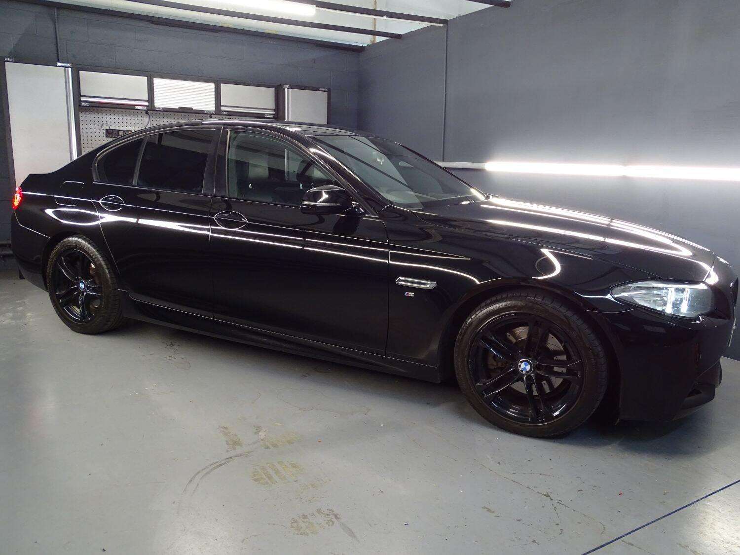 A 2013 BMW 5 SERIES 2.0 520d M Sport Saloon A 2013 BMW 5 SERIES 2.0 520d M Sport Saloon