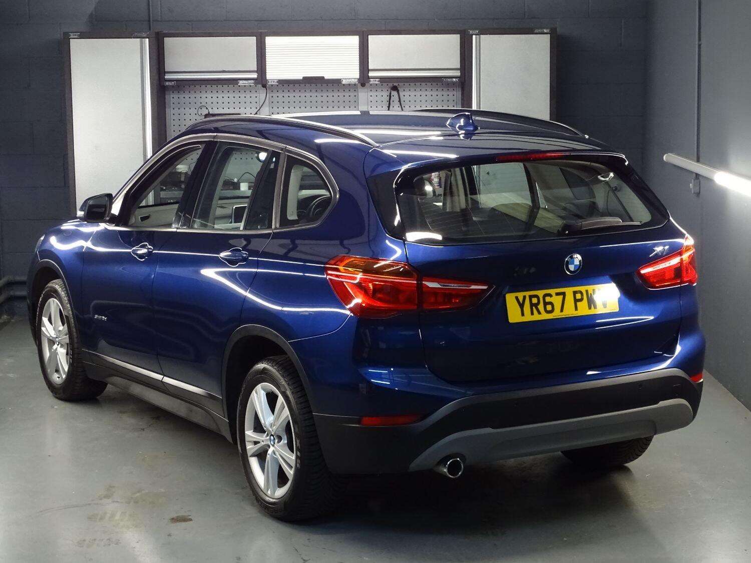 2017 BMW X1 2017 BMW X1