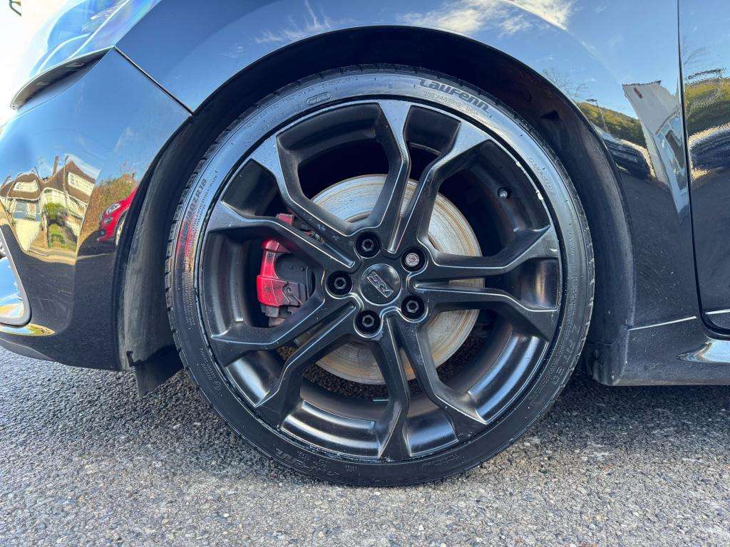 2013 RENAULT CLIO 2013 RENAULT CLIO