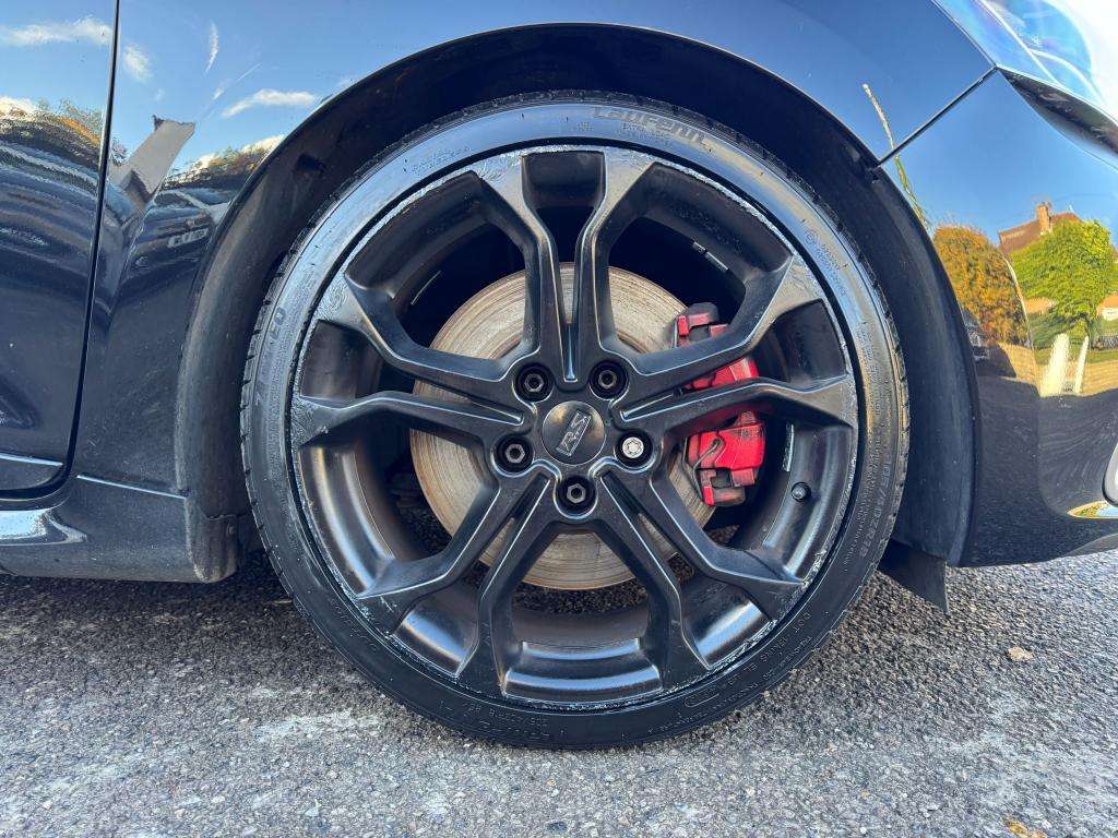 2013 RENAULT CLIO 2013 RENAULT CLIO