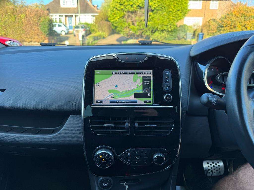 2013 RENAULT CLIO 2013 RENAULT CLIO