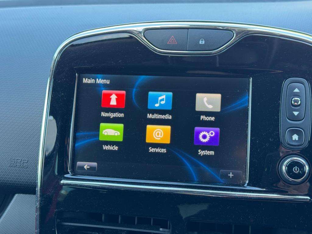 2013 RENAULT CLIO 2013 RENAULT CLIO