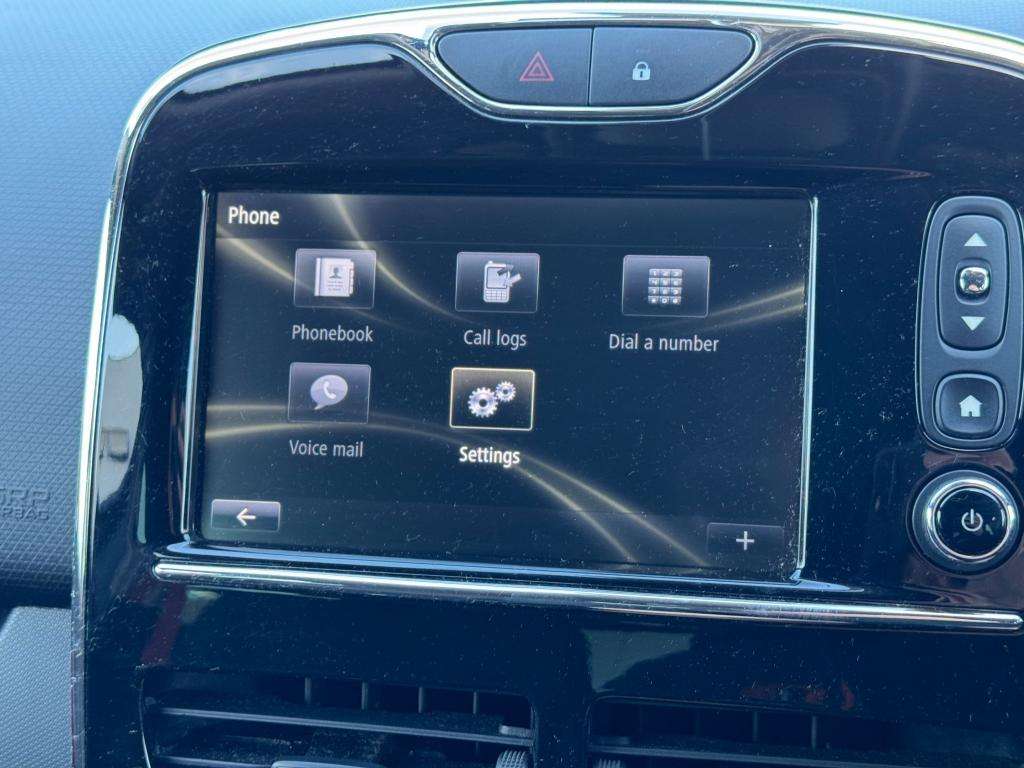 2013 RENAULT CLIO 2013 RENAULT CLIO