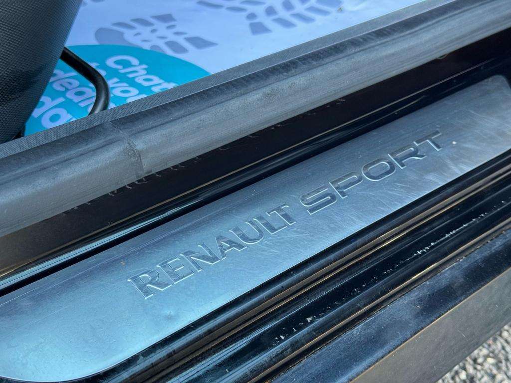 2013 RENAULT CLIO 2013 RENAULT CLIO