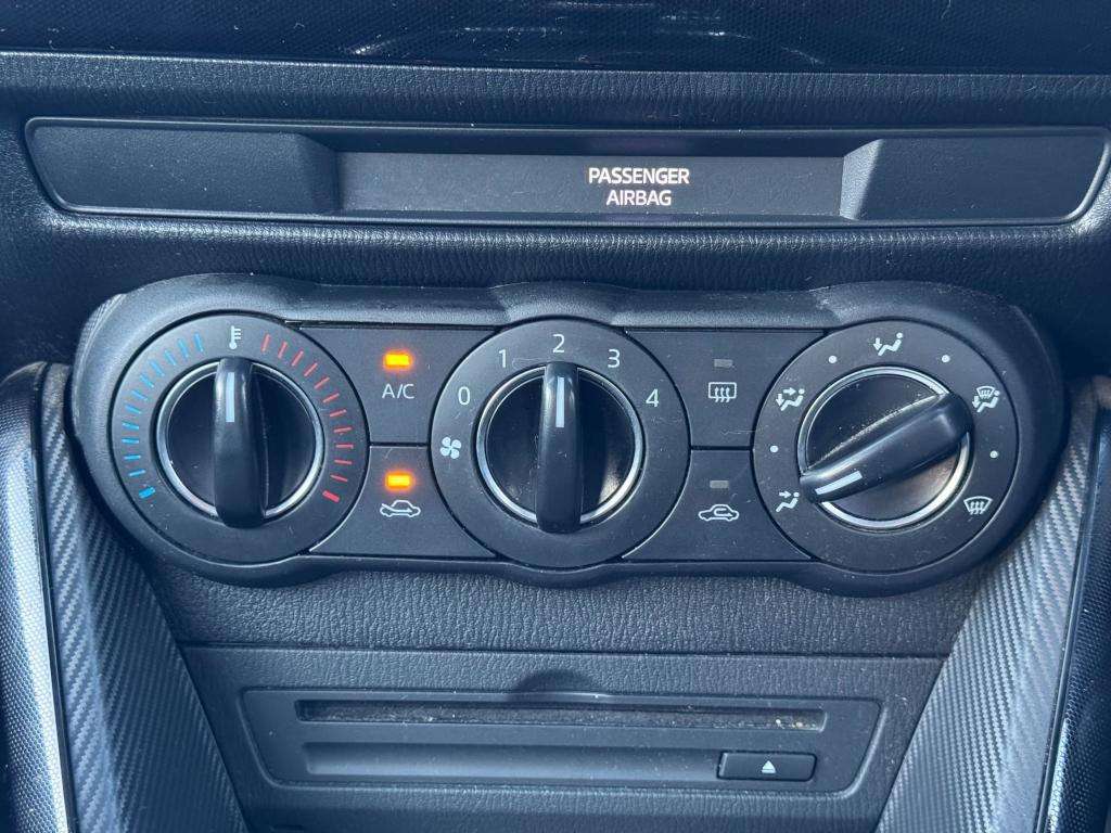 2016 MAZDA MAZDA2 2016 MAZDA MAZDA2