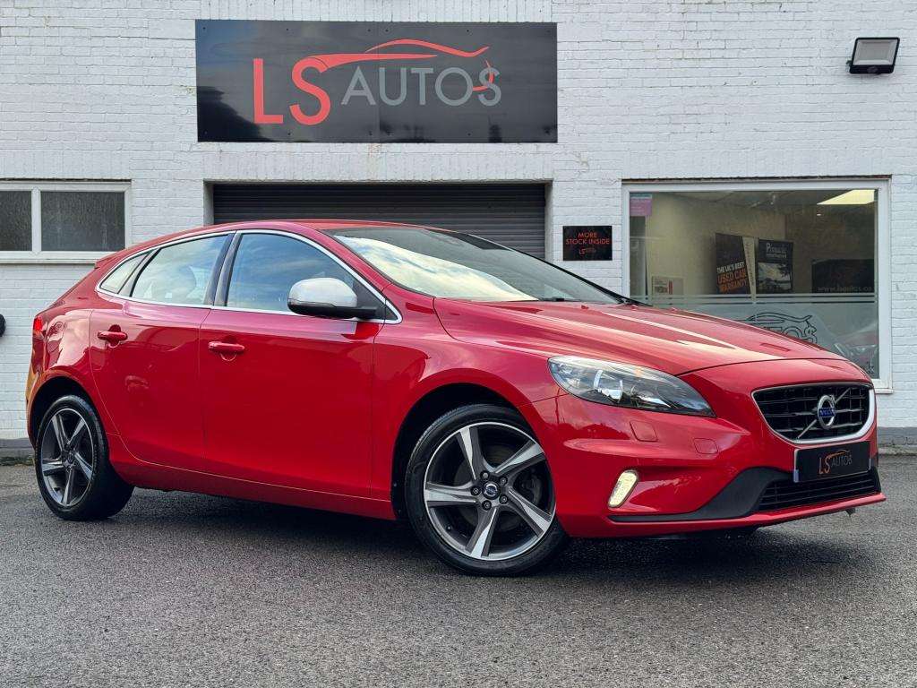 Check out this Volvo V40 2015 Diesel Manual