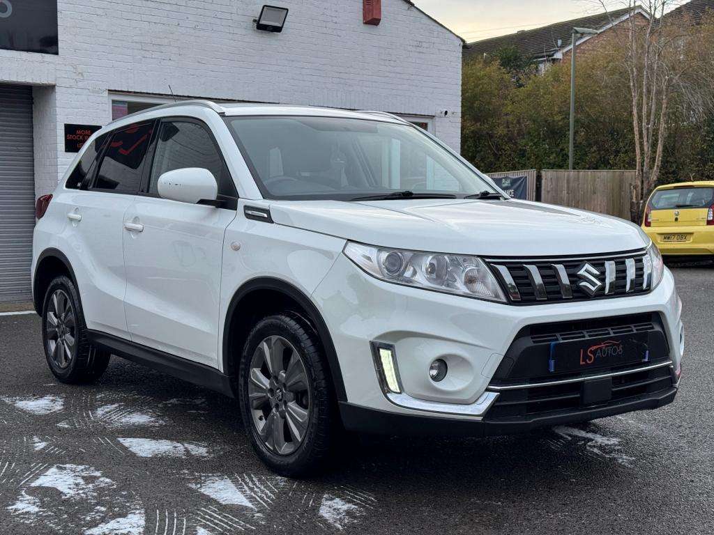 A 2018 SUZUKI VITARA 1.0 Boosterjet SZ-T SUV 5dr Petrol Manual Euro 6 ( A 2018 SUZUKI VITARA 1.0 Boosterjet SZ-T SUV 5dr Petrol Manual Euro 6 (