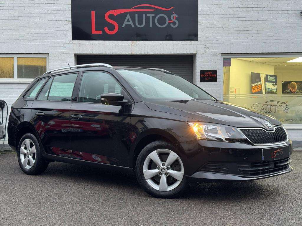 A 2015 SKODA FABIA 1.2 TSI SE Estate 5dr Petrol DSG Euro 6 (s/s) (110 A 2015 SKODA FABIA 1.2 TSI SE Estate 5dr Petrol DSG Euro 6 (s/s) (110
