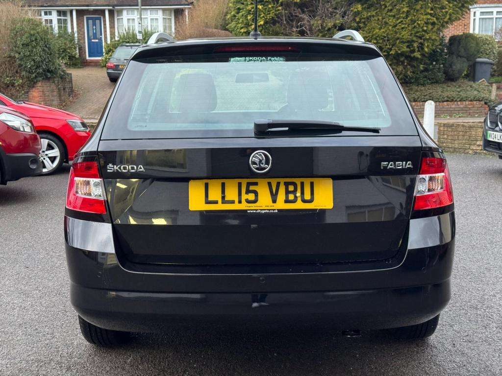 2015 SKODA FABIA 2015 SKODA FABIA