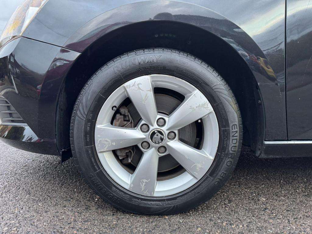 2015 SKODA FABIA 2015 SKODA FABIA