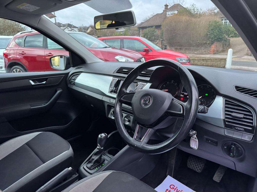 2015 SKODA FABIA 2015 SKODA FABIA