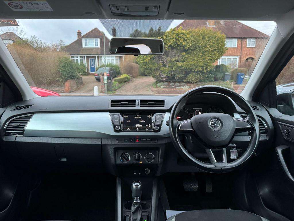 2015 SKODA FABIA 2015 SKODA FABIA