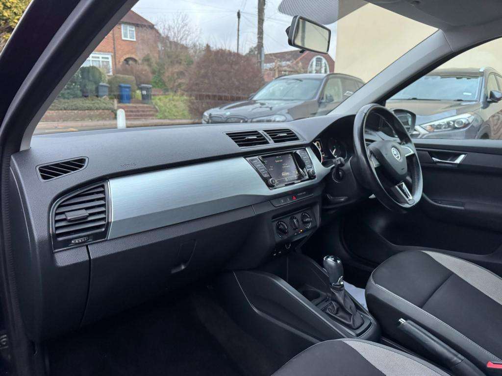 2015 SKODA FABIA 2015 SKODA FABIA