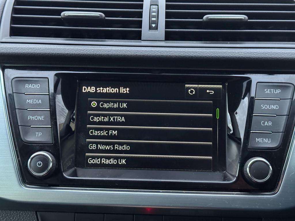 2015 SKODA FABIA 2015 SKODA FABIA