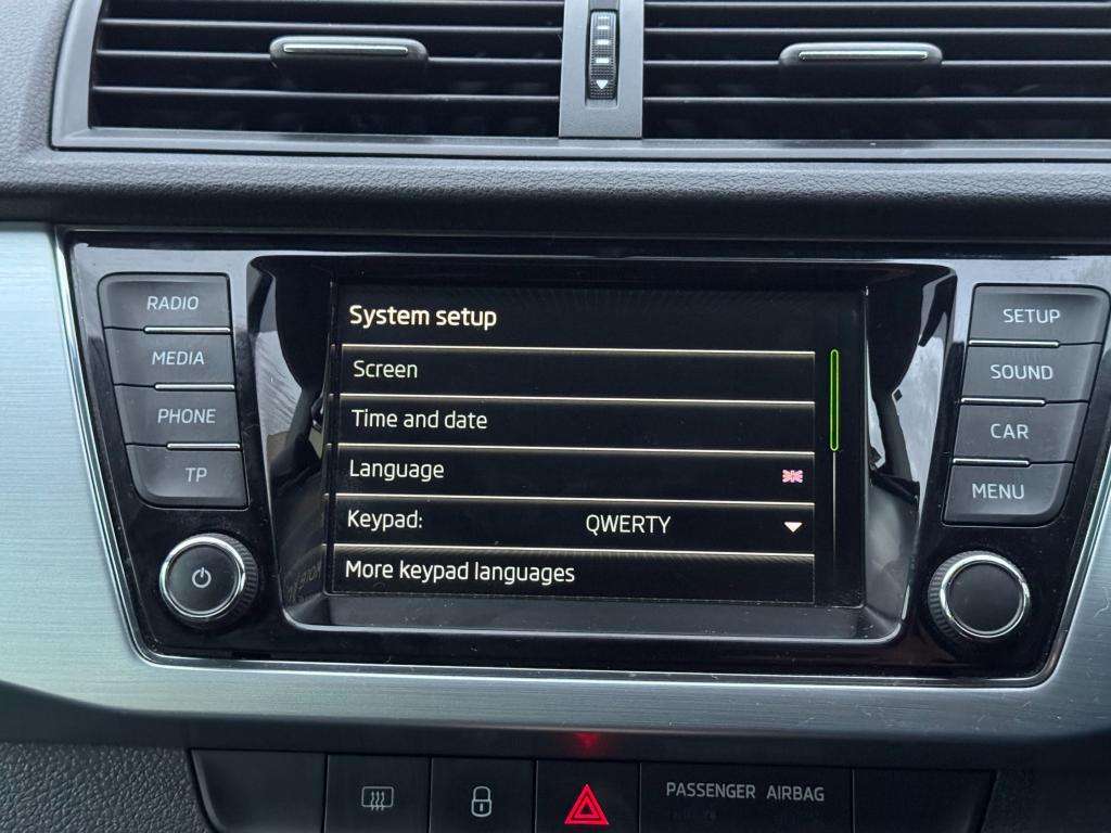 2015 SKODA FABIA 2015 SKODA FABIA