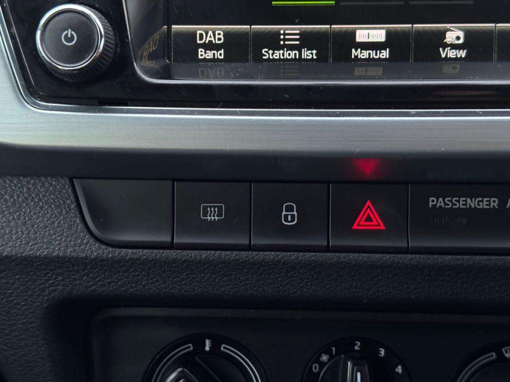 2015 SKODA FABIA 2015 SKODA FABIA