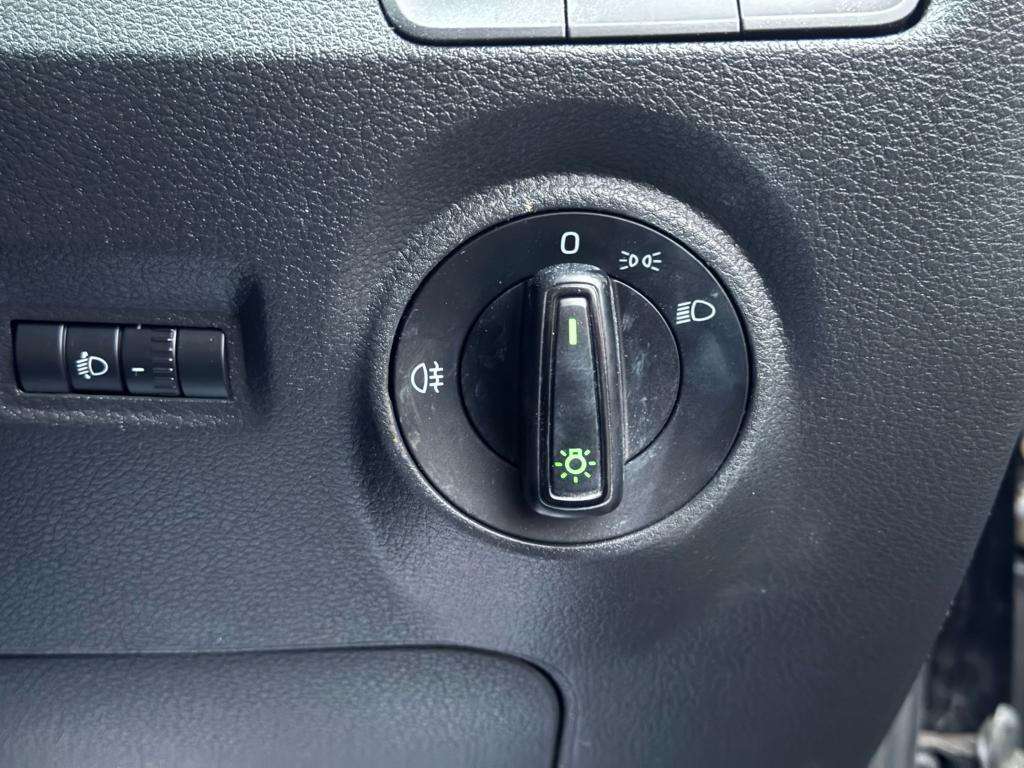 2015 SKODA FABIA 2015 SKODA FABIA