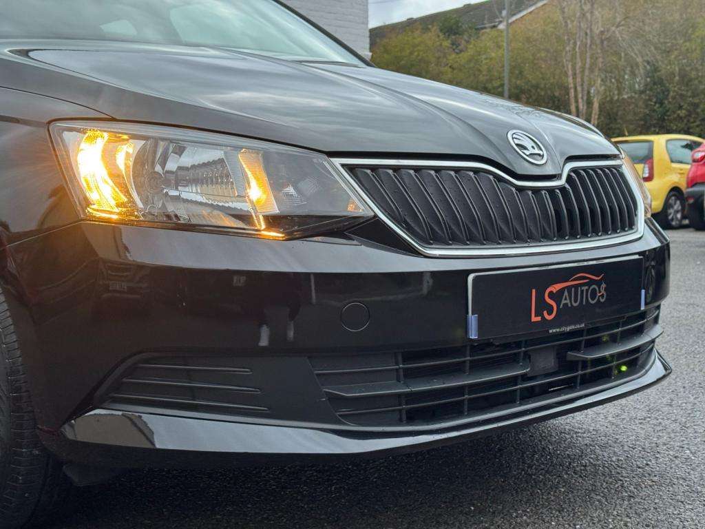 2015 SKODA FABIA 2015 SKODA FABIA