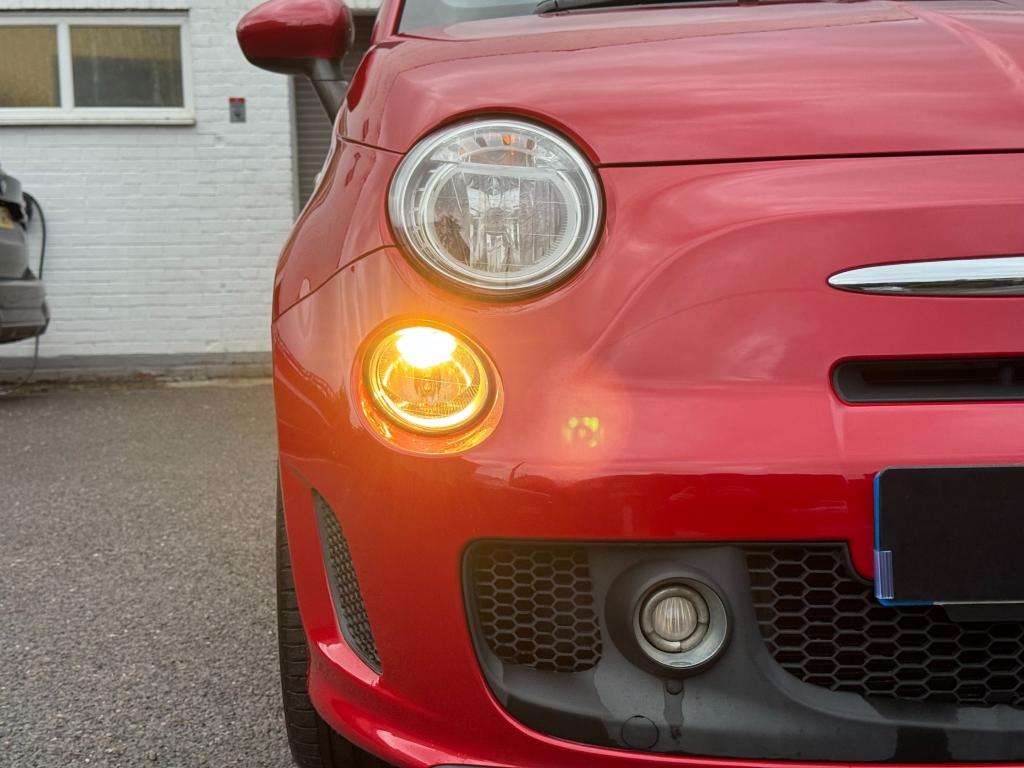 2016 ABARTH 595C 2016 ABARTH 595C