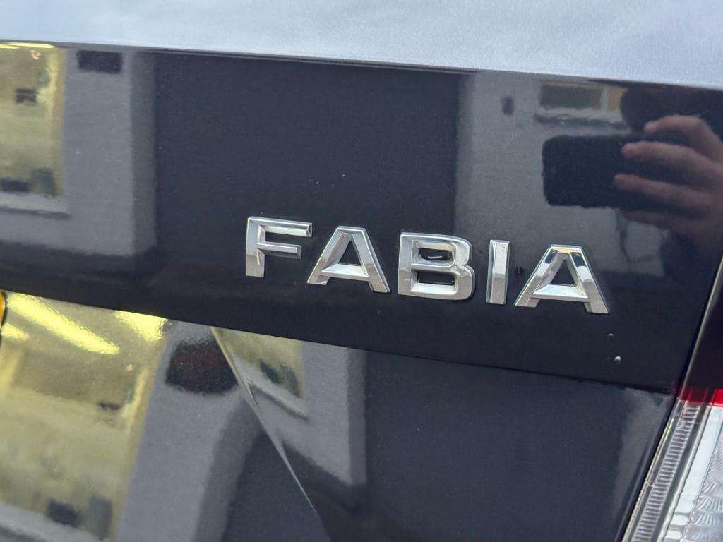 2015 SKODA FABIA 2015 SKODA FABIA