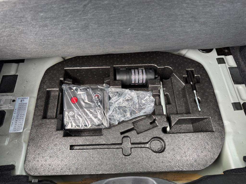 2018 FIAT 500 2018 FIAT 500