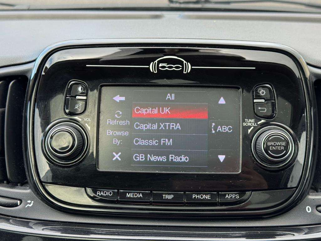 2018 FIAT 500 2018 FIAT 500