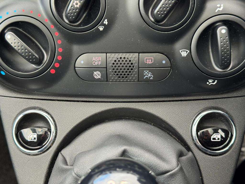 2018 FIAT 500 2018 FIAT 500