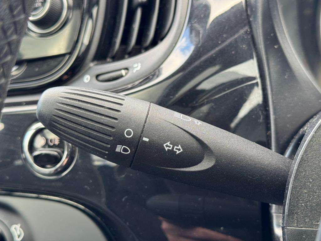 2018 FIAT 500 2018 FIAT 500