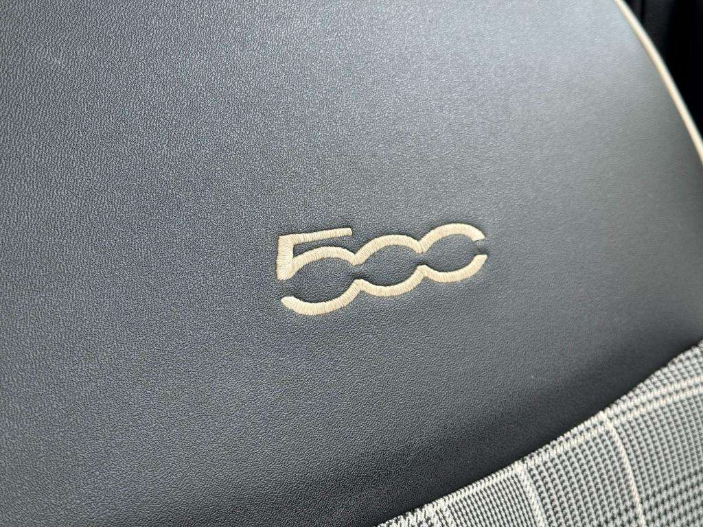 2018 FIAT 500 2018 FIAT 500