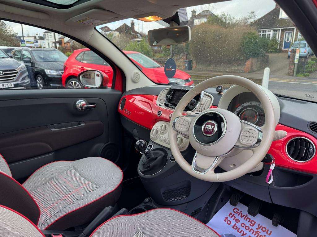 2017 FIAT 500 2017 FIAT 500