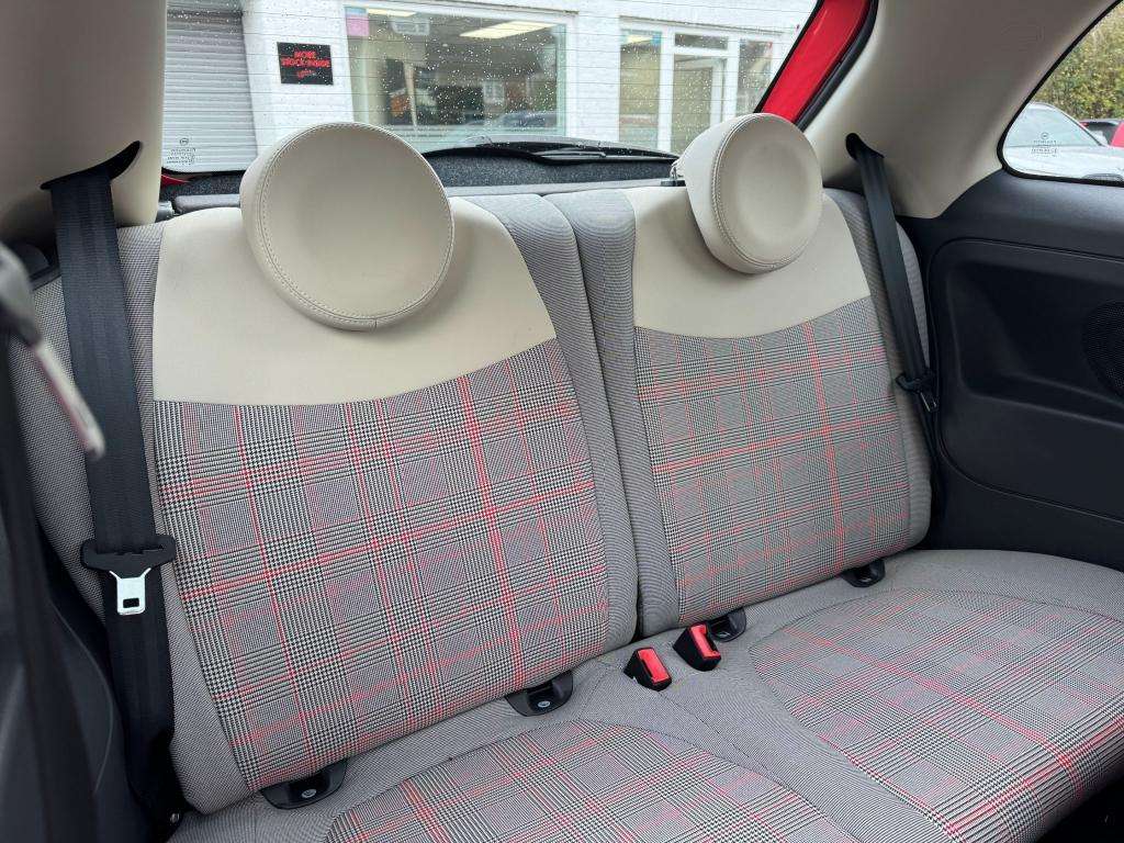 2017 FIAT 500 2017 FIAT 500