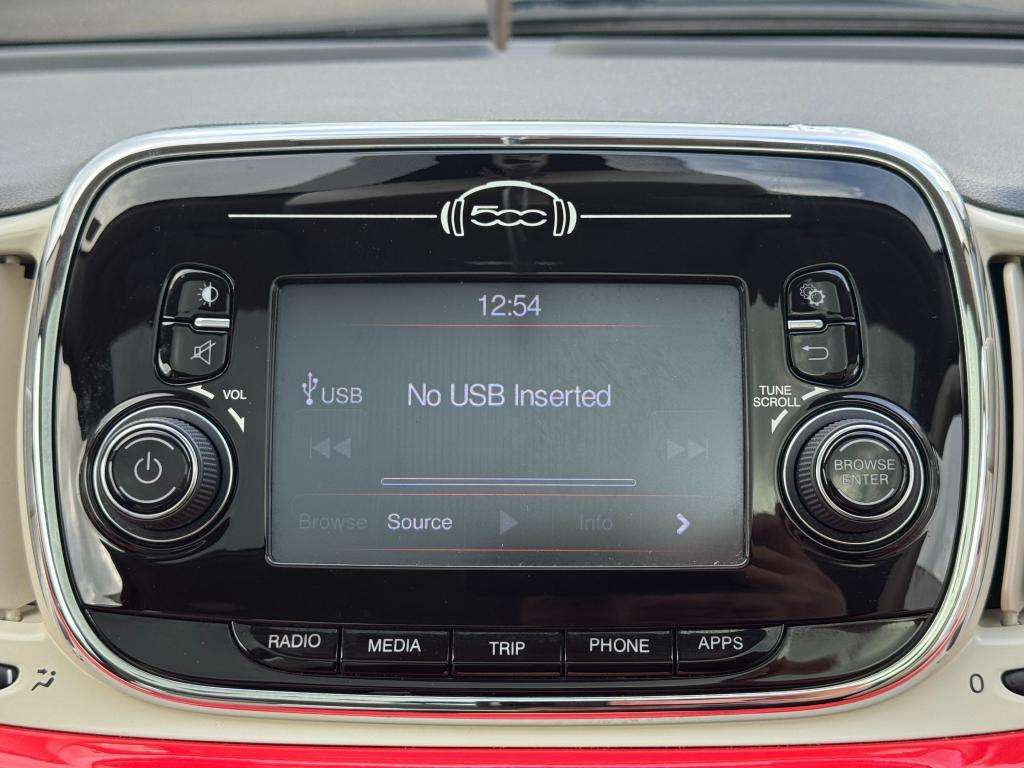 2017 FIAT 500 2017 FIAT 500