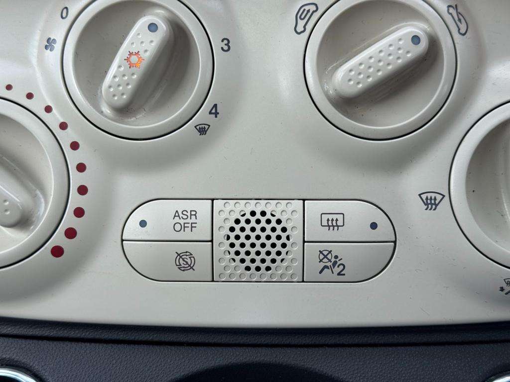 2017 FIAT 500 2017 FIAT 500