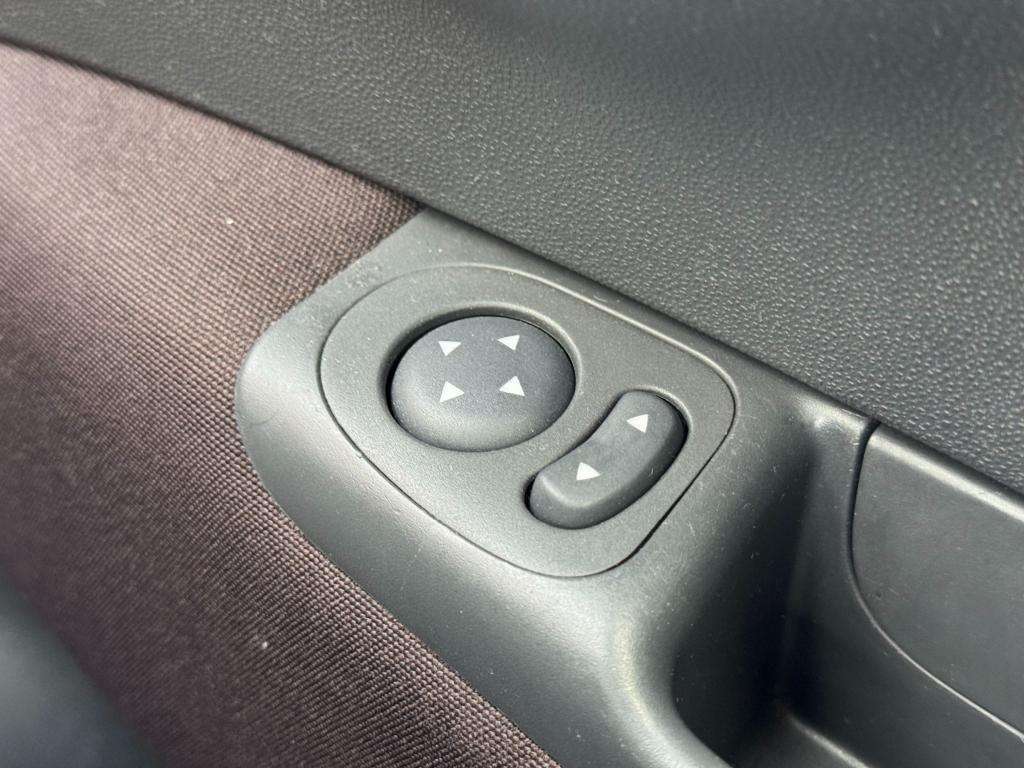 2017 FIAT 500 2017 FIAT 500