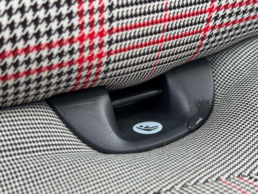 2017 FIAT 500 2017 FIAT 500