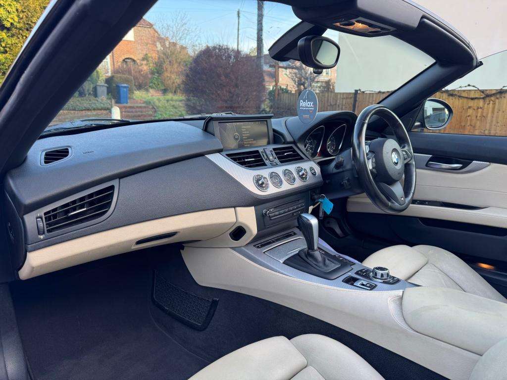 2012 BMW Z4 2012 BMW Z4